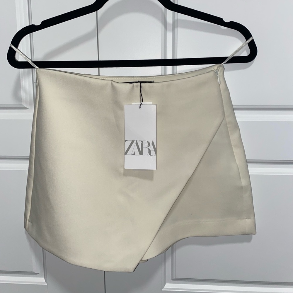 NWT Zara Mini Skort